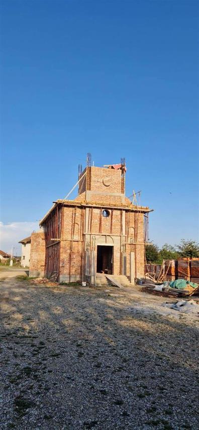 КОЗАРСКА ДУБИЦА, 4.СЕПТЕМБРА /СРНА/ - Храм посвећн јасеновачким новомученицима који је у изградњи у Међувођу у Козарској Дубици.