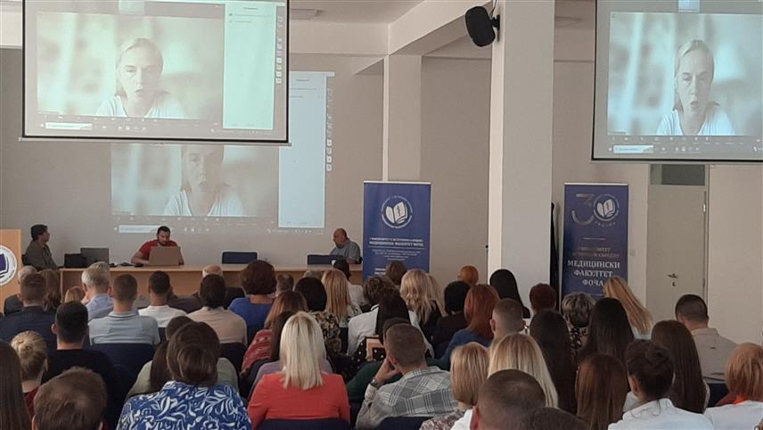 ФОЧА, 7.СЕПТЕМБРА /СРНА/ - На Медицинском факултету у Фочи данас се одржава једнодневни симпозијум "Биоетика у медицини и теологији", који је ова високошколска установа организовала заједно са Богословским факултетом "Свети Василије Острошки".