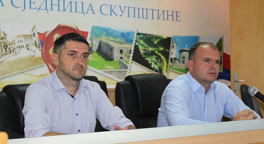 ЗВОРНИК, 8. СЕПТЕМБРА /СРНА/ - На састанку Форума за безбједност грађана Зворник оцијењено је да је безбједност на подручју града на задовољавајућем нивоу, рекао је градоначелник Зворника Бојан Ивановић.