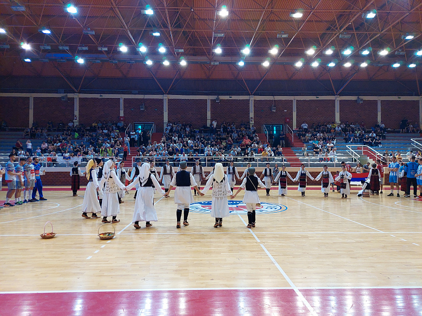 ВИШЕГРАД, 9. СЕПТЕМБРА /СРНА/ - Рукометни клуб "Борац М:тел" Бањалука први је финалиста Купа Републике Српске у рукомету, чија се завршница одржава у Вишеграду.