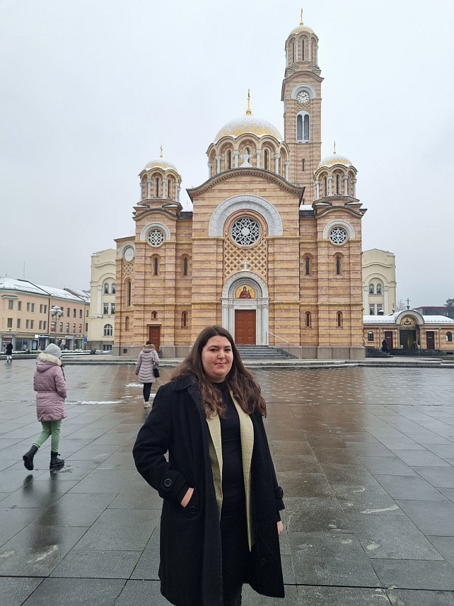 СОКОЛАЦ, 11. ЈАНУАРА /СРНА/ - Признања која предсједник Републике Српске додјељује поводом 9. јануара доказ су да Српска вреднује и препознаје оно што се за њу чини, изјавила је Срни соколачка млада пјесникиња Милица Боровчанин, која је добитник Плакете "Свети Стефан".