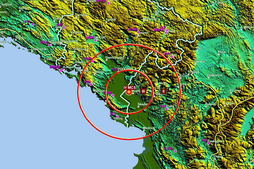 ПОДГОРИЦА, 25. ЈАНУАРА /СРНА/ - Завод за хидрометеорологију и сеизмологију у Подгорици регистровао је јутрос земљотрес јачине три јединице Рихтерове скале, пет километара западно од Копликуа у Албанији, који се осјетио и у Црној Гори.