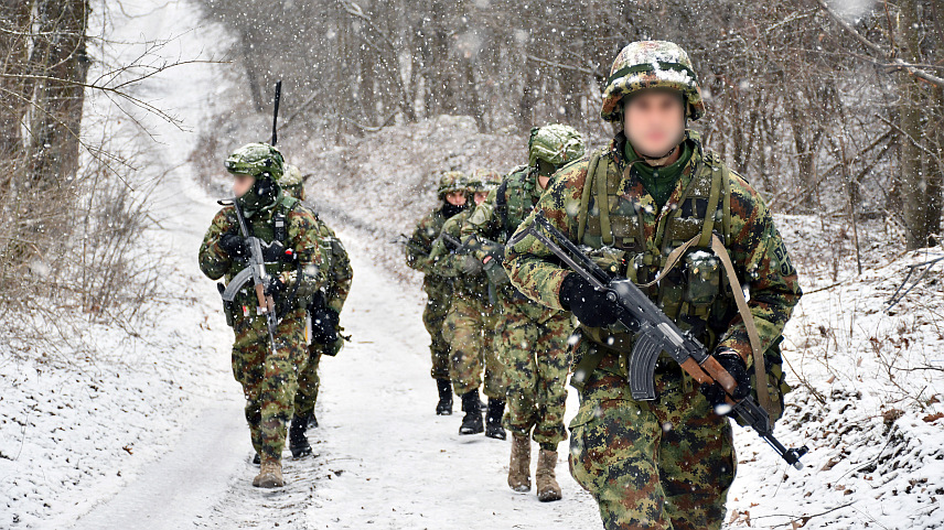 БЕОГРАД, 29. ЈАНУАРА /СРНА/ - Оријентационо-кондиционим маршем у дужини од 72 километра завршена је селективна обука друге фазе кандидата за пријем у специјалне јединице Војске Србије по Пројекту 5000.