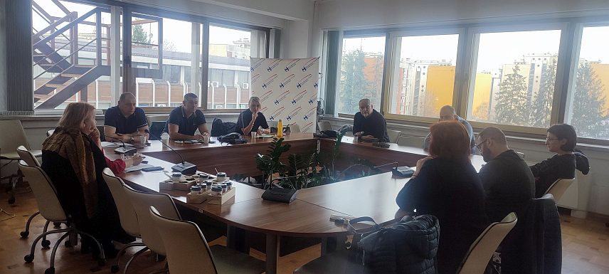 БАЊАЛУКА, 2. ЈАНУАРА /СРНА/ - Састанак менаџмента Фонда здравственог осигурања /ФЗО/ Републике Српске.