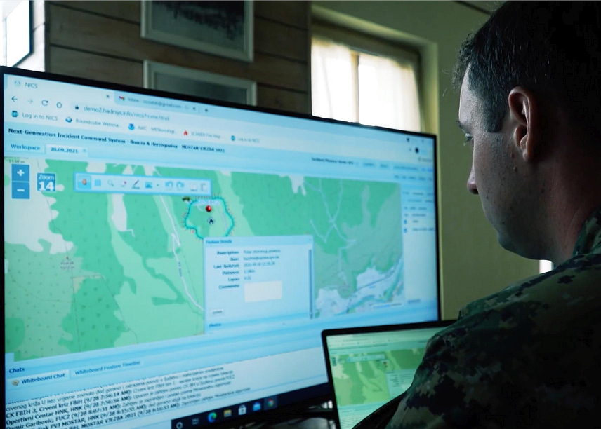 САРАЈЕВО, 31. ЈАНУАРА /СРНА/ - Руководиоци институција за одговор на ванредне ситуације из БиХ завршили су посјету САД гдје су разговарали о унапређењу мобилне апликације која је већ четири године у употреби и помогла је при спасавању живота у више од 2.500 различитих ванредних ситуација широм БиХ, саопштено је из НАТО Штаба Сарајево.