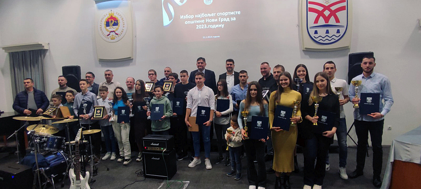 НОВИ ГРАД, 31. ЈАНУАРА /СРНА/ - Чланови Кошаркашког клуба /КК/ "Слобода 73" Сергеј Бабић и Женског кошаркашког клуба "Слобода" Лана Оџић проглашени су вечерас за најбоље спортисте општине Нови Град у прошлој години.