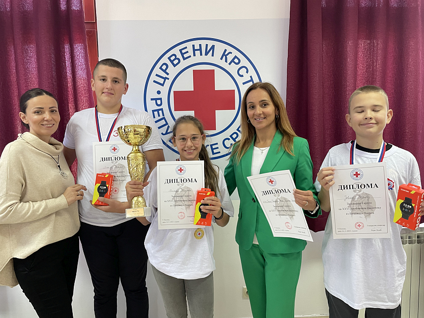 ИСТОЧНА ИЛИЏА, 4. ЈАНУАРА /СРНА/ - Славица Говедарица, наставница у Основној школи "Петар Петровић Његош" у Источној Илиџи, је добитник Плакете за допринос развоја школског спорта Министарства породице, омладине и спорта Републике Српске.