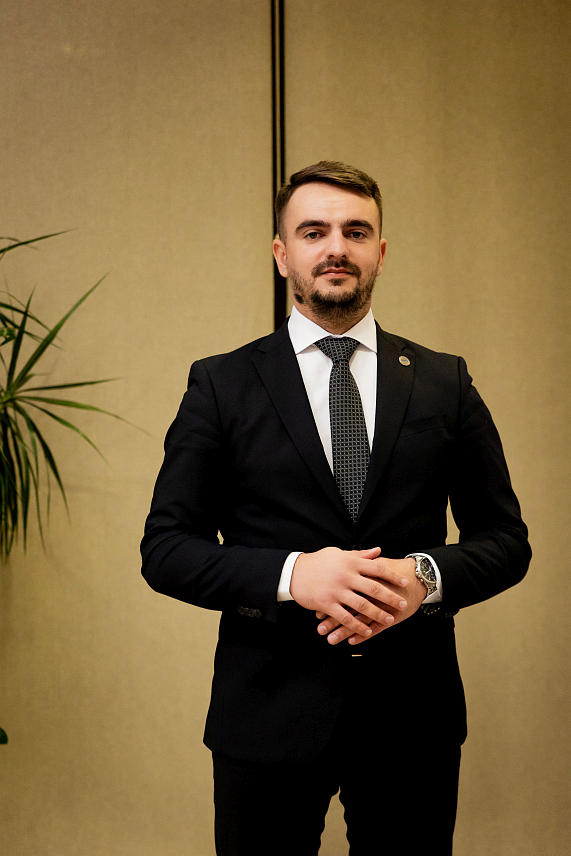 БАЊАЛУКА, 5. ЈАНУАРА /СРНА/ - Потпредсједник Републике Српске из реда хрватског народа Давор Прањић честитао је Божић православним вјерницима.