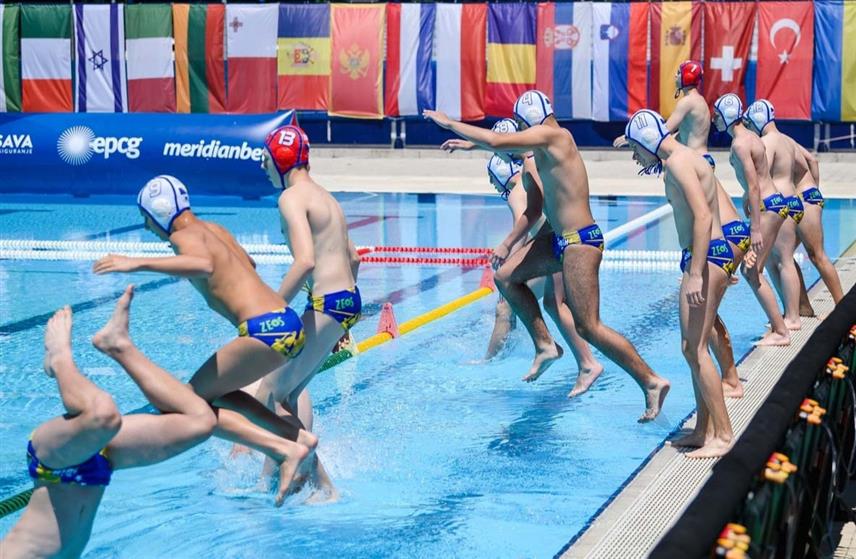 ТРЕБИЊЕ, 6. ЈАНУАРА /СРНА/ - Tребиње и БиХ изабрани су као домаћини једне квалификационе групе Европског првенства у ватерполу за младе до 19 година, саопштено је из Ватерполо савеза БиХ.