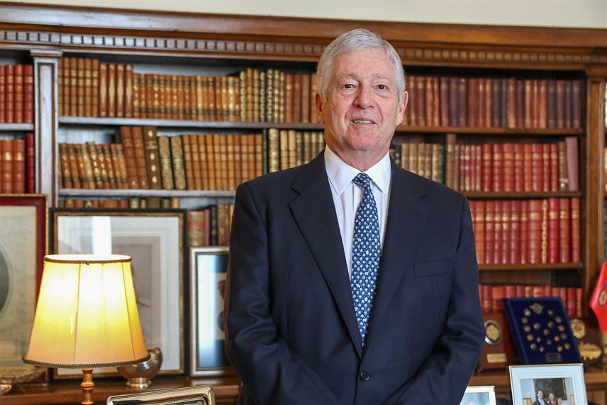 БЕОГРАД, 8. ЈАНУАРА /СРНА/ - Принц Александар Карађорђевић упутио је честитку грађанима и Влади Републике Српске поводом 9. јануара, Дана Републике, и истакао да су слободарски идеали, који су у сржи српског народа, темељи на којима данас почивају и на којима ће у свим временима почивати Република Српска и Србија.