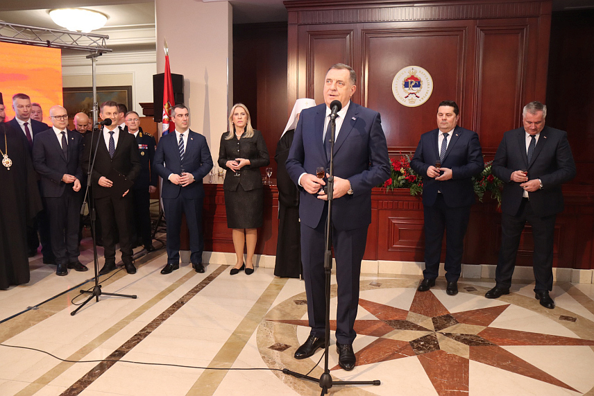 БАЊАЛУКА, 8. ЈАНУАРА /СРНА/ - Свечани пријем поводом 9. јануара - Дана Републике Српске који је уприличио предсједник Српске Милорад Додик.