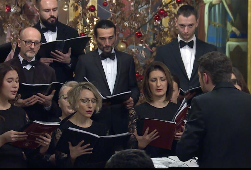 САРАЈЕВО, 8. ЈАНУАРА /СРНА/ - Српско пјевачко друштво "Слога" из Сарајева одржало је вечерас Божићни концерт у Саборној цркви Рођења Пресвете Богородице у Сарајеву.