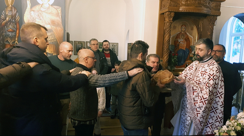 ОСЛО, 9. ЈАНУАРА /СРНА/ - Одбор за прославу Дана Републике Српске у Ослу је и ове године традиционално 11. пут организовао прославу Дана Републике, на којој је истакнуто да је потребно очувати идентитет српске дјеце у Норвешкој.