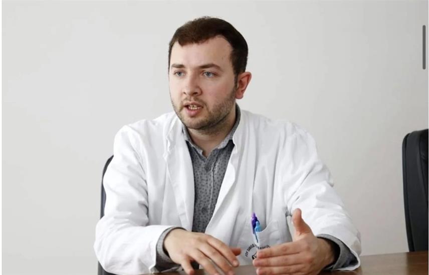 СОКОЛАЦ, 10. ОКТОБРА /СРНА/ - Помоћник директора Завода за форензичку психијатрију на Сокоцу Миле Јевтић рекао је да је веома значајно промовисати идеју о бризи о менталном здрављу, на истом нивоу као и о бризи о физичком здрављу, а самим тим лијечити менталне болести као и све друге.