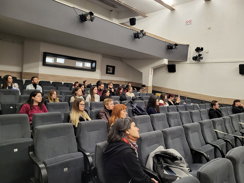 ПАЛЕ, 16. ОКТОБРА /СРНА/- "Филмски кампус" који се одржава на Палама.