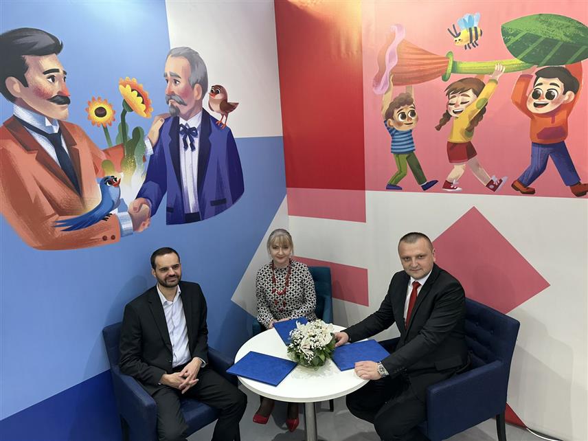 ИСТОЧНО САРАЈЕВО, 24. ОКТОБРА /СРНА/ - Завод за уџбенике и наставна средства из Источног Новог Сарајева потписао је у Београду Меморандум о сарадњи са "Просветним прегледом" и Заводом за уџбенике Београд.	