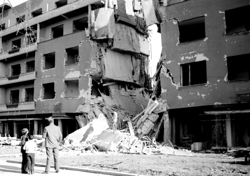 БАЊАЛУКА, 26. ОКТОБРА /СРНА/ - У земљотресу који је погодио Бањалуку у октобру 1969. године и иза себе оставио пустош, живот је изгубило 15 људи, а 1.117 је лакше или теже повријеђено.