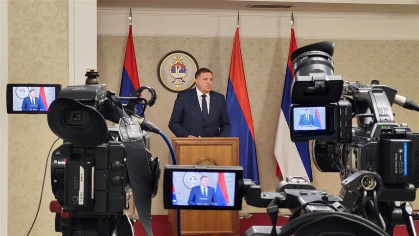 БАЊАЛУКА, 26. ОКТОБРА /СРНА/ - Предсједник Републике Српске Милорад Додик на конференцији за новинаре у Источном Сарајеву.