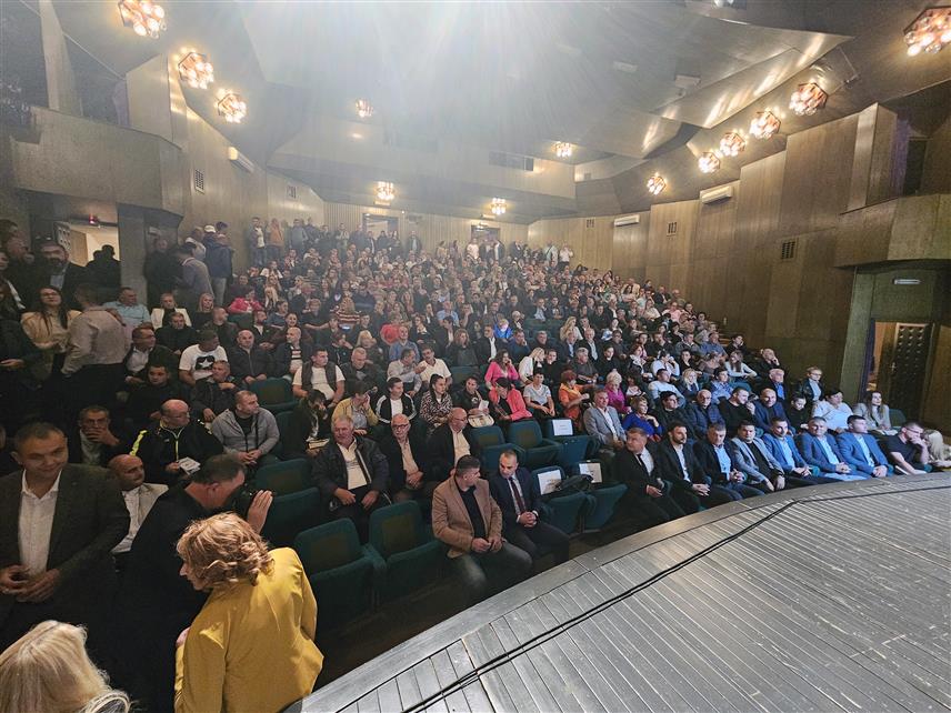 ПРИЈЕДОР, 2. ОКТОБРА /СРНА/ - Централна трибина Поткозарског народног покрета /ПНП/ одржана вечерас у Приједору.	