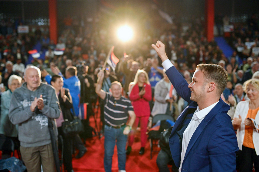 БАЊАЛУКА, 2. ОКТОБРА /СРНА/ - Кандидат ПДП-а за градоначелника Бањалуке Драшко Станивуковић рекао је вечерас на трибини у бањалучком насељу Обилићево да је приоритет у овом насељу изградња колектора.