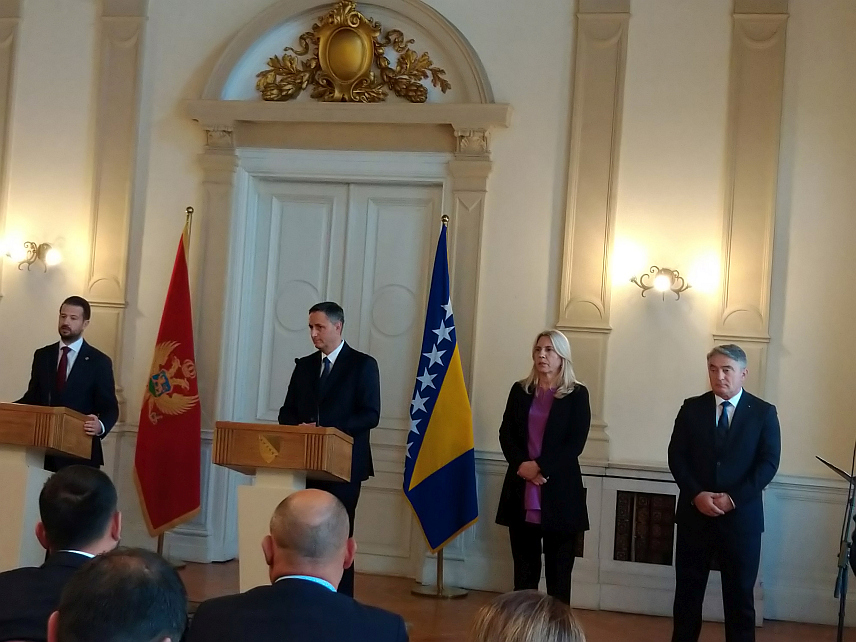 САРАЈЕВО, 30. ОКТОБРА /СРНА/ - Конференција за новинаре након састанка чланова Предсједништва БиХ са предсједником Црне Горе Јаковом Милатовићем.