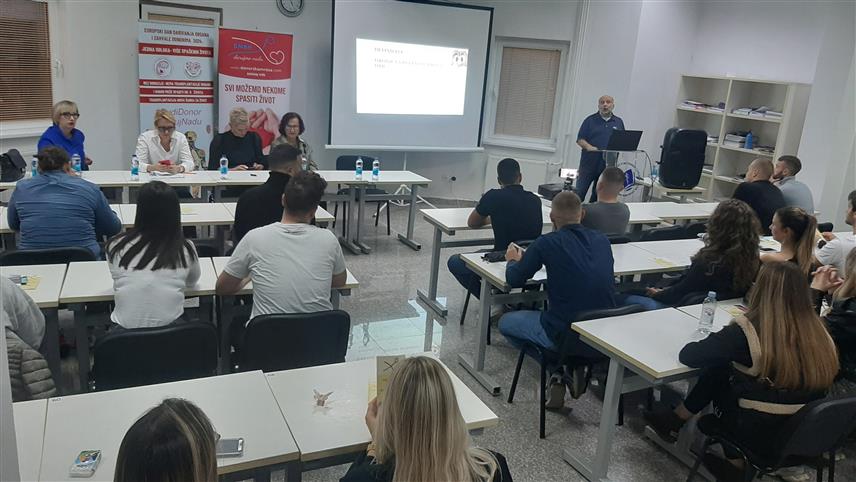 ФОЧА, 31. ОКТОБРА /СРНА/ - Предавање о трансплантационој медицини у Фочи које је у сарадњи са Донорском мрежом БиХ организовао Комитет за међународну размјену студената медицине.