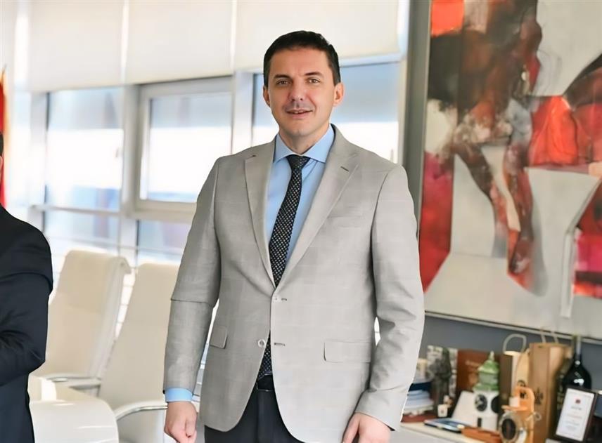 ПАЛЕ, 3. ОКТОБРА /СРНА/ - Предсједник СНСД-а Пале Бранко Короман поручио је да ова странка самоувјерено иде у сусрет изборном дану, одлучна да оствари још једну побједу.