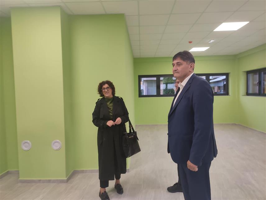 НОВИ ГРАД, 3. ОКТОБРА /СРНА/ - У Новом Граду данас је техничким пријемом озваничен завршетак грађевинских радова на проширењу капацитета Дјечијег вртића "Пчелица Маја" за шта је до сада уложено око 560.000 КМ.