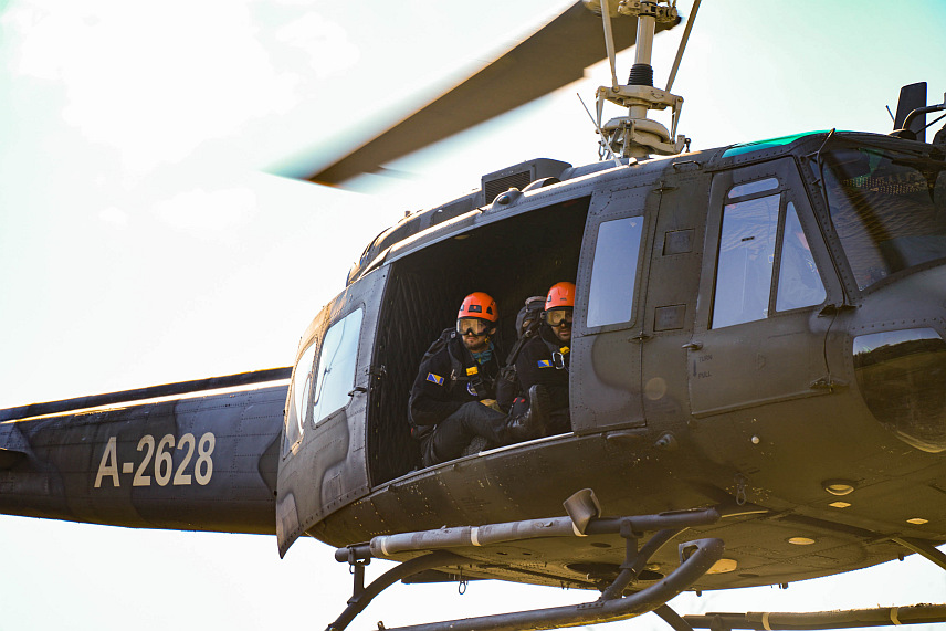 САРАЈЕВО, 4. ОКТОБРА /СРНА/ - Ресурси Оружаних снага БиХ ангажовани су на помоћи угроженом цивилном становништву од поплава, по добивању одобрења од Предсједништва БиХ.