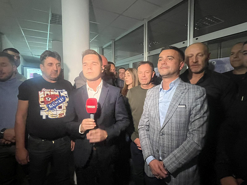 КОЗАРСКА ДУБИЦА, 6. ОКТОБРА /СРНА/ - Кандидат СНСД-а за начелника општине Козарска Дубица Игор Савковић прогласио је побједу на локалним изборима.