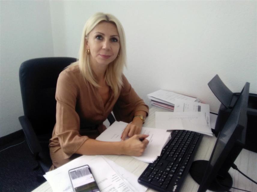 БРАТУНАЦ, 6. ОКТОБРА /СРНА/ - Сва бирачка мјеста, њих 33 у општини Братунац отворена су на вријеме у 7.00 часова и изборни процес се одвија без примједби, изјавила је Срни предсједник Општинске изборне комисије у овој општини Ивана Милановић.