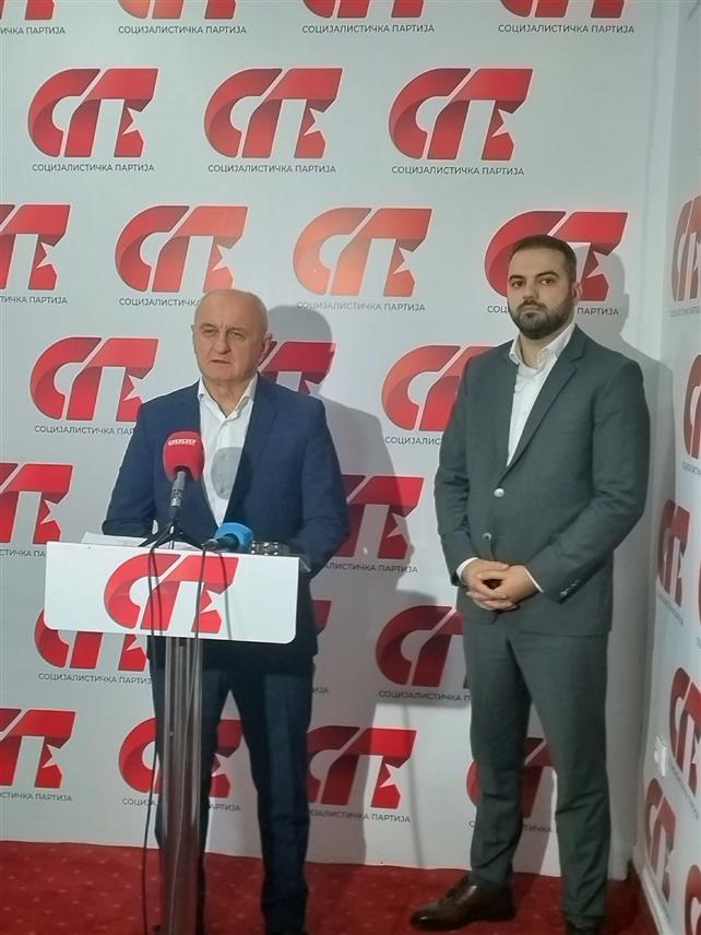 БАЊАЛУКА, 7. ОКТОБРА /СРНА/ - Предсједник Социјалистичке партије /СП/ Петар Ђокић рекао је данас да је ова странка на локалним изборима освојила 100 одборничких мандата у локалним заједницама у цијелој Републици Српској, што је раст од 15 одсто у односу на претходне изборе одржане 2020. године.