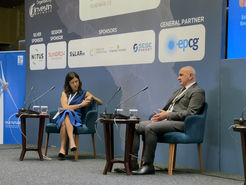 БУДВА, 9. ОКТОБРА /СРНА/ - Министар енергетике и рударства Републике Српске Петар Ђокић учествује на конференцији о инвестирању у обновљиве изворе енергије "Енергетска седмица западног Балкана" у Будви.