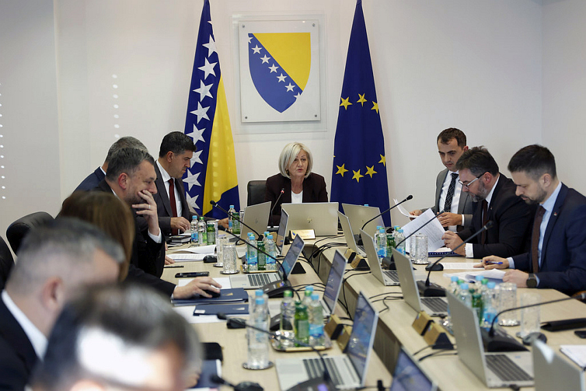 САРАЈЕВО, 12. НОВЕМБРА /СРНА/ - Савјет министара данас је, на приједлог Дирекције за економско планирање, усвојио План активности Програма економских реформи БиХ за период 2025-2027. године.