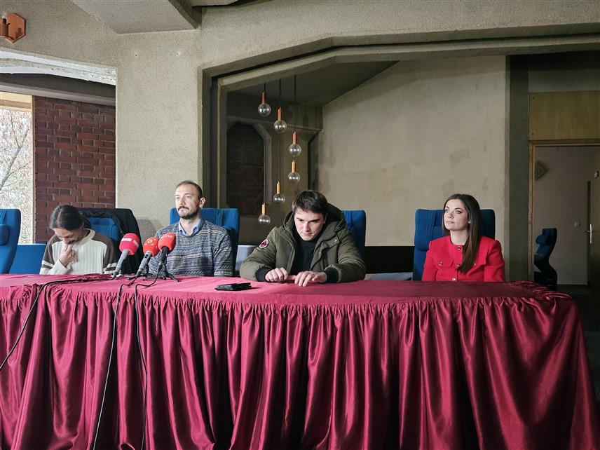ПРИЈЕДОР, 13. НОВЕМБРА /СРНА/ - Позориште Приједор премијерно ће у недјељу, 17. новембра, одиграти представу за дјецу "Гвозден" аутора Марка Вукосава.