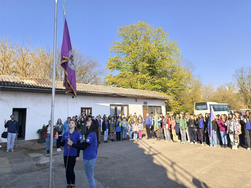 ПРИЈЕДОР, 16. НОВЕМБРА /СРНА/ - У организацији Одреда извиђача "Др Младен Стојановић" у Приједору је отворен Извиђачки вишебој "Козара 2024" који је окупио око 250 учесника из Републике Српске и БиХ.	