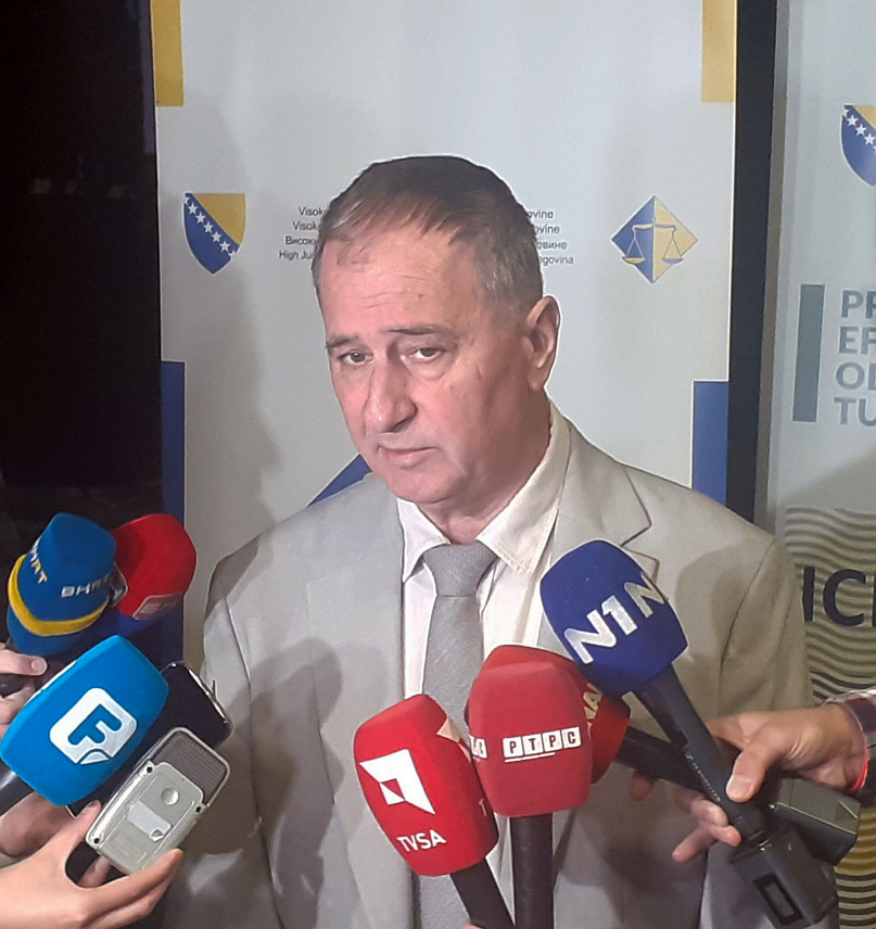 САРАЈЕВО, 18. НОВЕМБРА /СРНА/ - Предсједник Високог судског и тужилачког савјета /ВСТС/ БиХ Халил Лагумџија у Сарајеву изјава за новинаре.