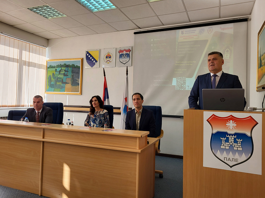 ПАЛЕ, 1. НОВЕМБРА/СРНА/ - Стручна радионица о теми "Сајбер безбједност и иновативне мрежне технологије у индустрији-изазови и трендови" која се одржава данас на Палама.