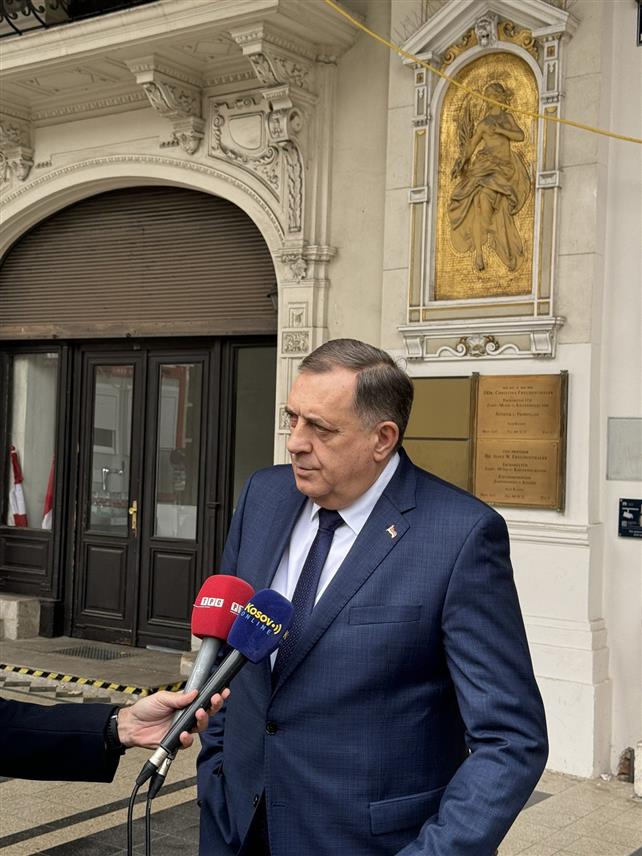 БЕЧ, 27. НОВЕМБРА /СРНА/ - Предсједник Републике Српске Милорад Додик током радне посјете Бечу.