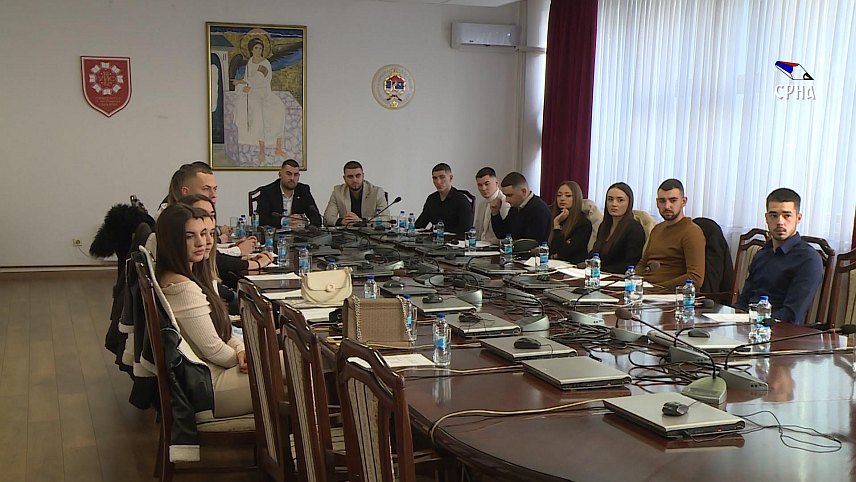 ИСТОЧНО САРАЈЕВО, 27. НОВЕМБРА /СРНА/ - Сједница Студентског парламента Универзитета у Источном Сарајеву.