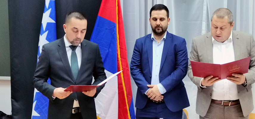 ДОБОЈ, 28. НОВЕМБРА /СРНА/ - Конститутивна сједница Скупштине града у новом сазиву одржан данас у Добоју.	