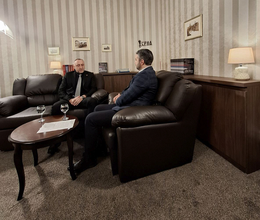 БАЊАЛУКА, 30. НОВЕМБРА /СРНА/ - Министар рада и борачко-инвалидске заштите Републике Српске Данијел Егић током гостовања у подкасту Срне.