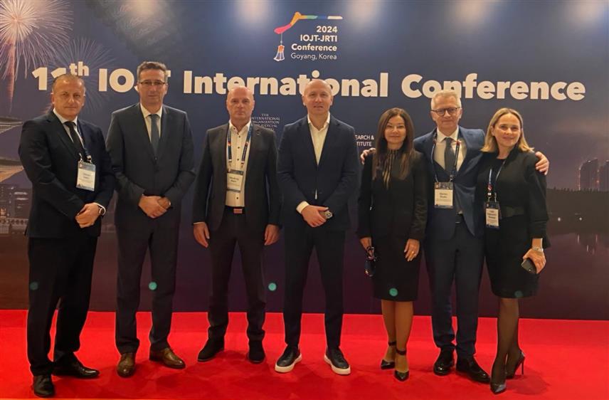 БАЊАЛУКА, 4. НОВЕМБРА /СРНА/ - Делегација Центра за едукацију судија и јавних тужилаца Републике Српске учествује на 11. Међународној конференцији о правосудној обуци која се одржава у Гојангу у Јужној Кореји.	
