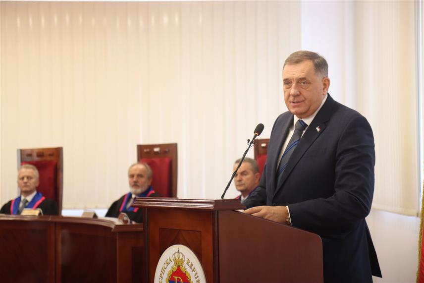 БАЊАЛУКА, 7. НОВЕМБРА /СРНА/ - Предсједник Републике Српске Милорад Додик на сједници Уставног суда, поводом 30 година рада Уставног суда Републике Српске. /Фото - Борислав Здриња/
