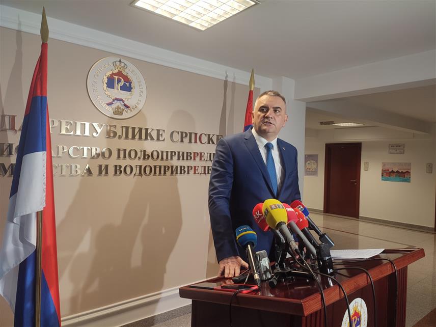 БАЊАЛУКА, 7. НОВЕМБРА /СРНА/ - Министар пољопривреде, шумарства и водопривреде Републике Српске Саво Минић на конференцији за новинаре.