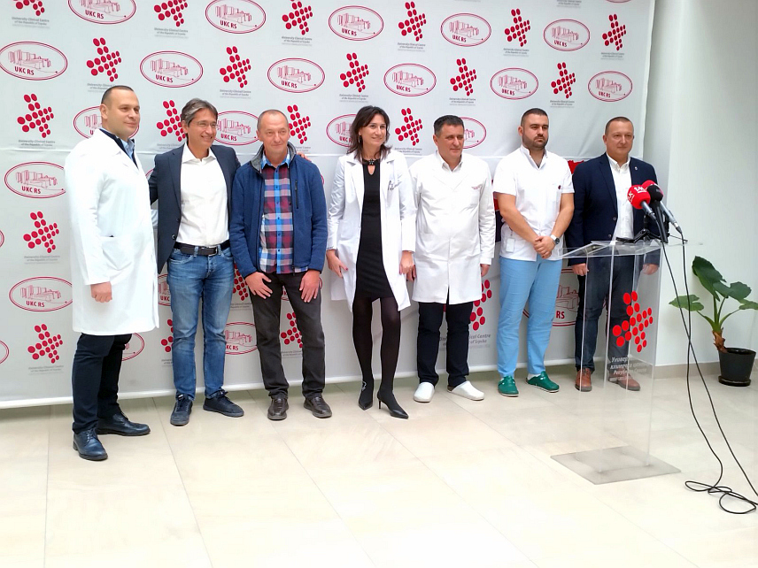 БАЊАЛУКА, 8. НОВЕМБРА /СРНА/ - У Универзитетском клиничком центру /УКЦ/ Републике Српске у Бањалуци створени су услови за извођење захвата уградње срчане пумпе код пацијената који чекају на трансплантацију, речено је на конференцији за новинаре у овој здравственој установи.