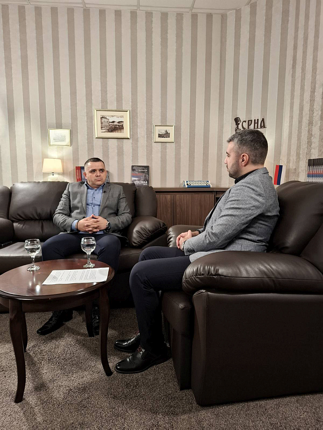 БАЊАЛУКА, 14. ДЕЦЕМБРА /СРНА/ - Градоначелник Лакташа Мирослав Бојић током гостовања у подкасту Срне.