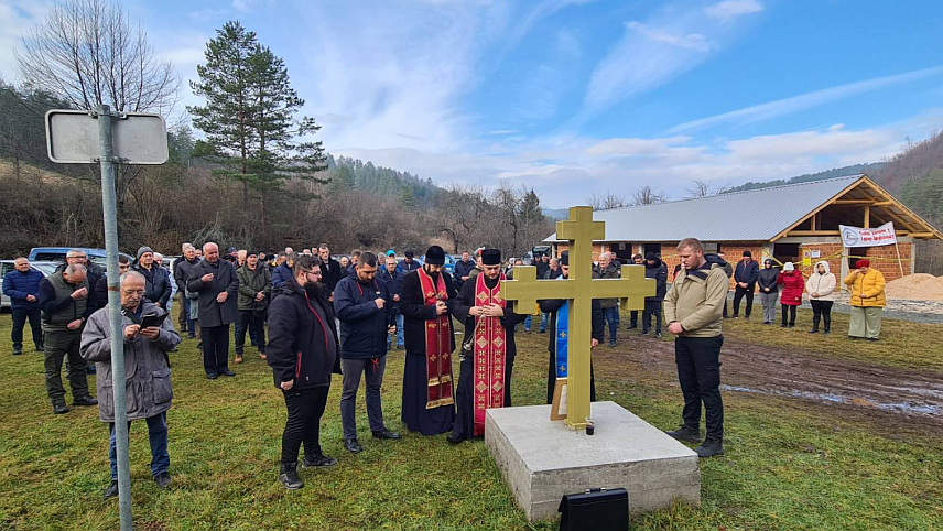 ДОБОЈ, 14. ДЕЦЕМБРА /СРНА/ - Протјерани Срби из Горње Бријеснице и тог дијела Озрена данас су указали на отворено кршење Дејтонског споразума и спречавање одрживог повратка након што су градске власти Лукавца забраниле наставак санације објекта школе на молитвишту, а од прољећа су најавили и масовнији повратак на своја огњишта.