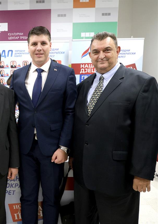 БАЊАЛУКА, 15. ДЕЦЕМБРА /СРНА/ - Предсједништво Народног демократског покрета /НДП/именовало је Бранислава Лолића за новог повјереника Градског одбора ове странке у Бањалуци.