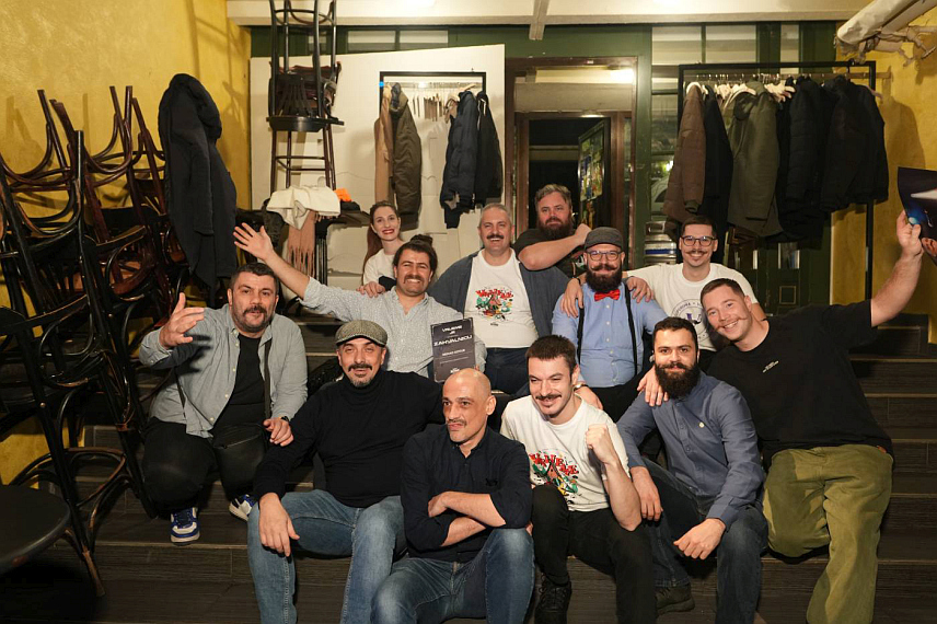 БАЊАЛУКА, 16. ДЕЦЕМБРА /СРНА/ - Удружење грађана "Супербрке" прикупило је 10.500 КМ у акцији "Мовембер" за лијечење Милоша Блесића и Николе Креховског који су обољели од рака тестиса.